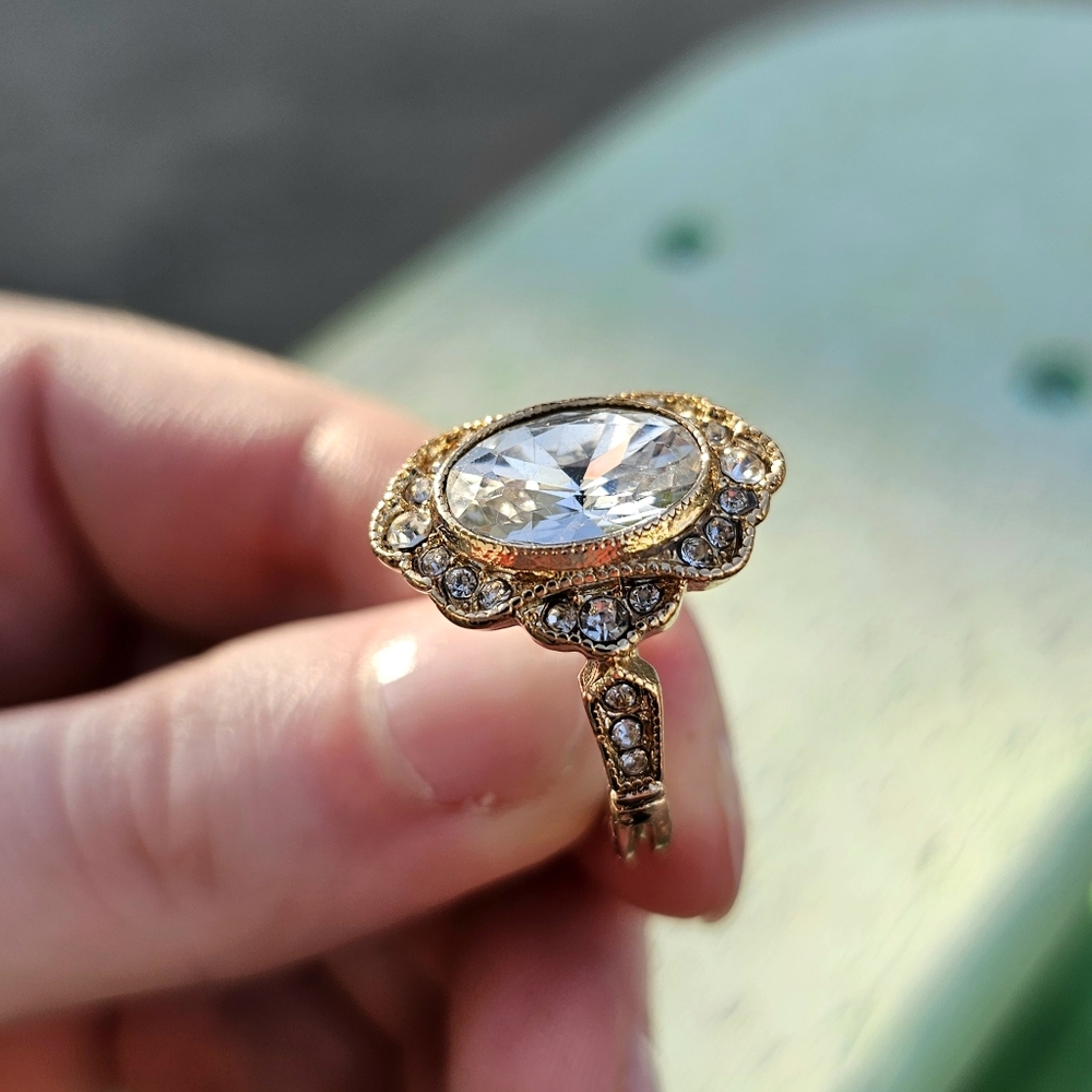 Jazz Lounge Clear Zirconia Art Deco Statement Ring - Picture 4 of 8